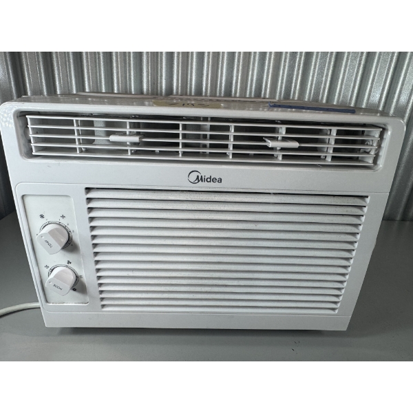 Midea Window Air Conditioner 5000btu