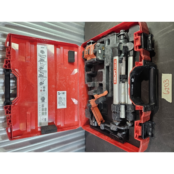 HILTI Carrying Case + HILTI PM 30-MG12-Volt Multi-Green Line Laser Kit