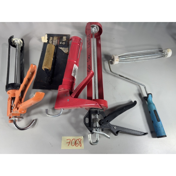 Various Decorating Tools