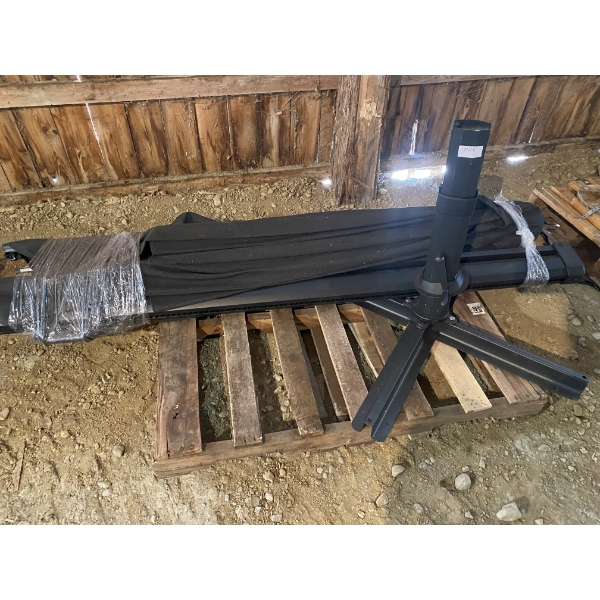 COMMERCIAL PATIO UMBRELLA -LOOKS COMPLETE