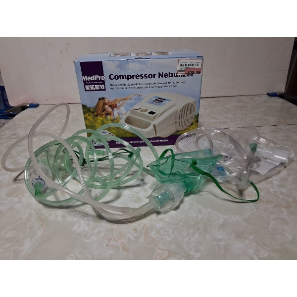 COMPRESSOR NEBULIZER + 2 EXTRA MASKS WITH TUBING