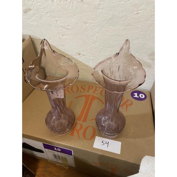 TWO PCS OF GLASS VASES