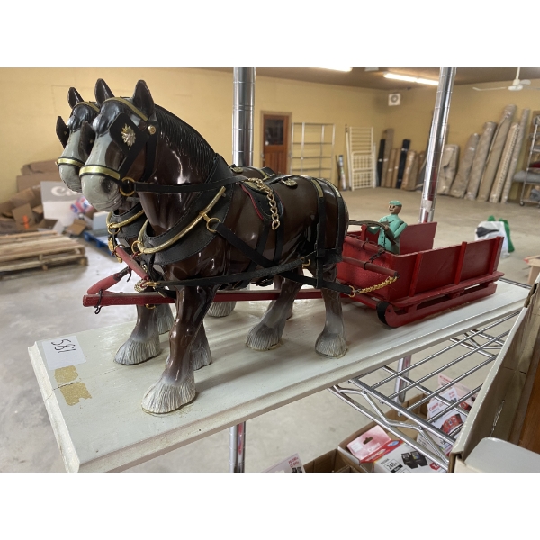 PLASTIC HORSE DECORATION WITH SLEIGH 
