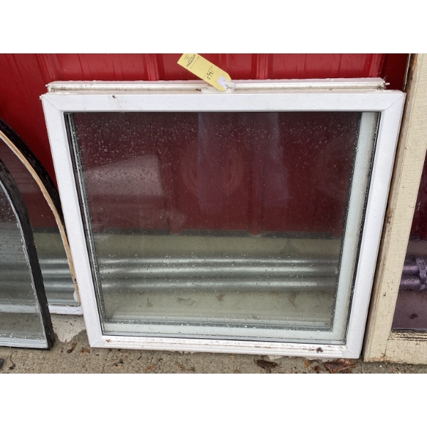 2 OF 28 X 27 INCH WINDOW SLIDES