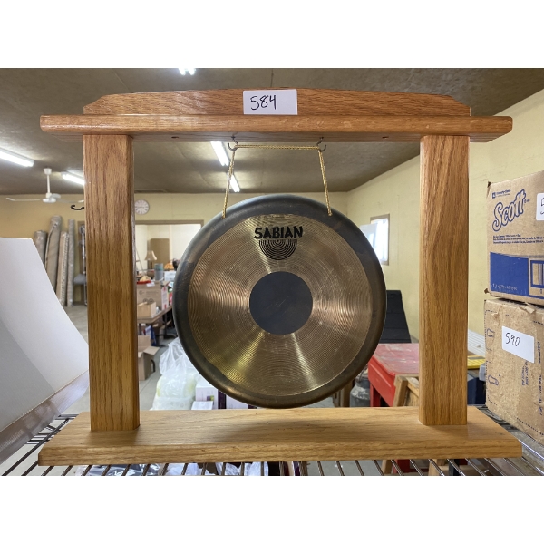 SABIAN SYMBOL WITH WOODEN HANGER