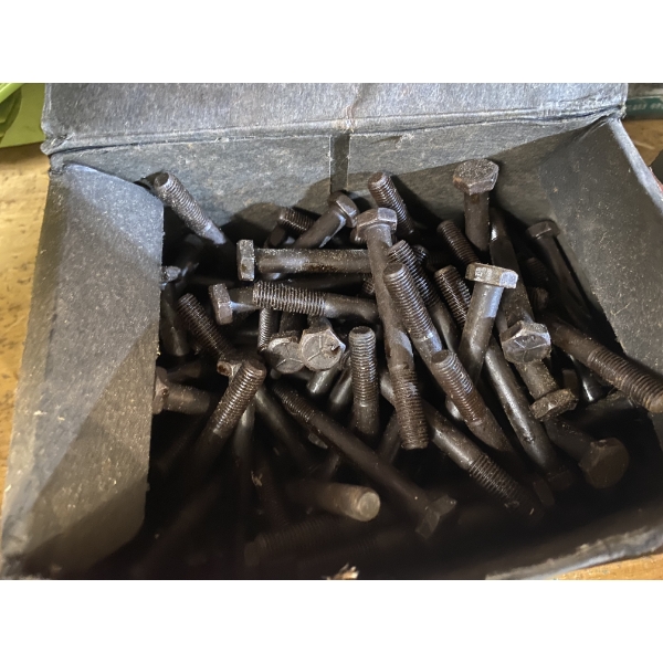 APPROX. 100 OF 2-3/4 X 5/16 INCH BOLTS