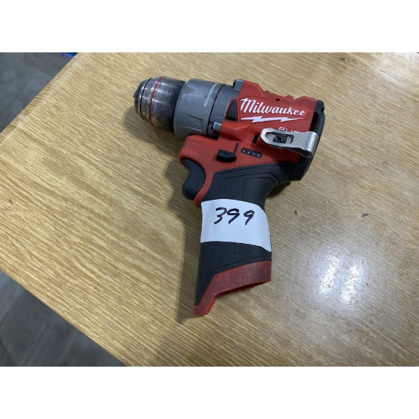 MILWAUKEE M12 FUEL 1/2 INCH DRILL