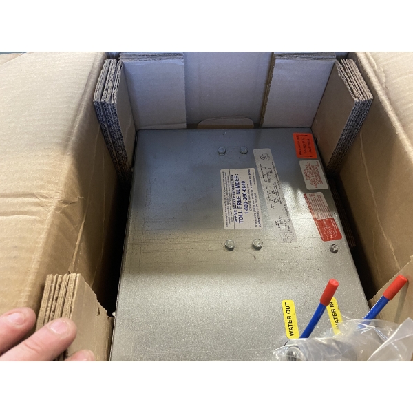 ELKAY CHILLER - MODEL IN PICTURE 