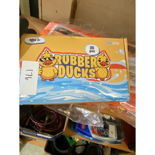 25-PIECE KIDS RUBBER DUCK SET