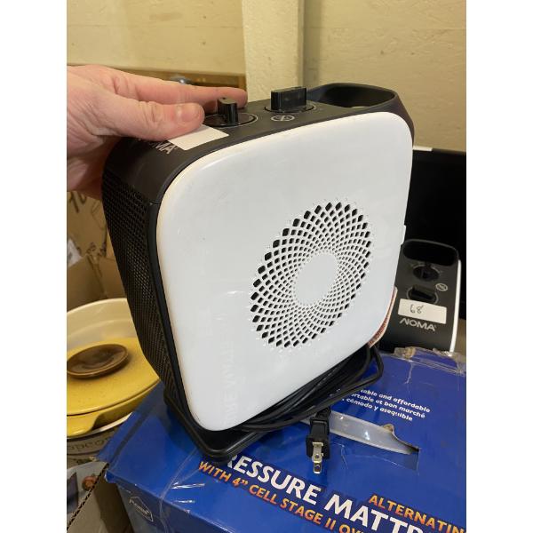 NOMA OSCILLATING CERAMIC HEATER