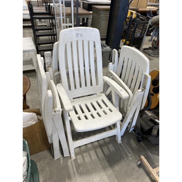 4 RECLINING CAMP CHAIRS