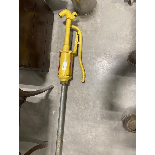 OLD HAND PUMP