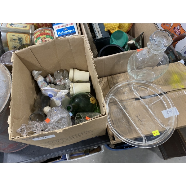 BOX LOT OF GLASS WARE