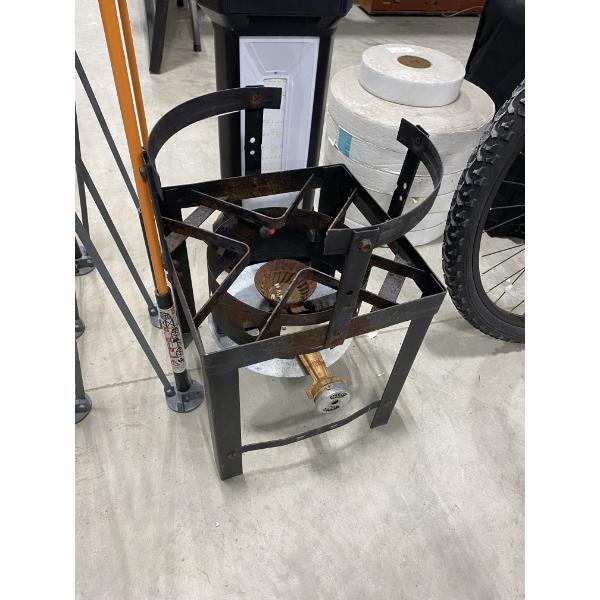 PROPANE BURNER- MISSING HOSE 