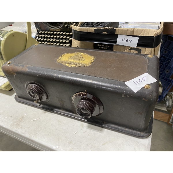 ANTIQUE 1924 ATWATER KENT RADIO - MODEL# 35