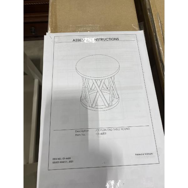 2 DECORATIVE WHITE END STANDS