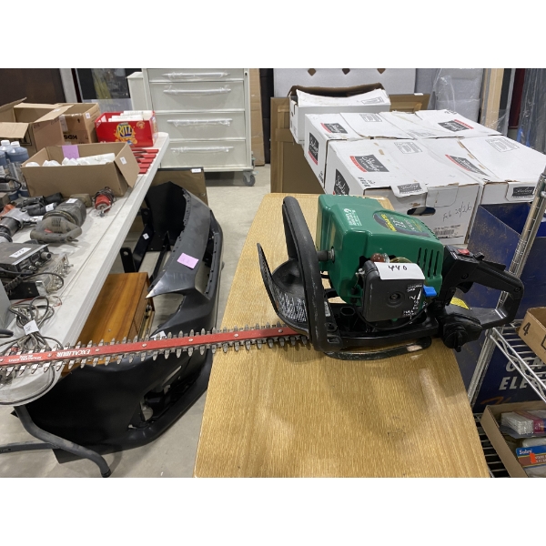 22IN GAS POWERED HEDGE TRIMMERS