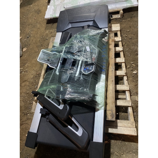 XTERRA TREADMILL - SLIGHTLY USED