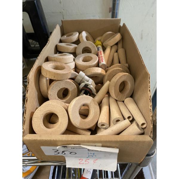 BOX OF WOODEN WHEELS - 1-3/4 X 1/2 INCH WITH 7/8 INCH HOLE