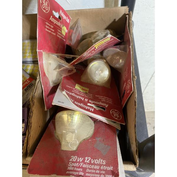 BOX OF HALOGEN BULBS