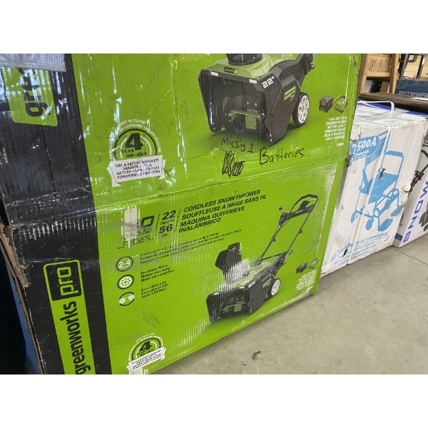 GREENWORKS 80 V CORDLESS BATTERY SNOW THROWER