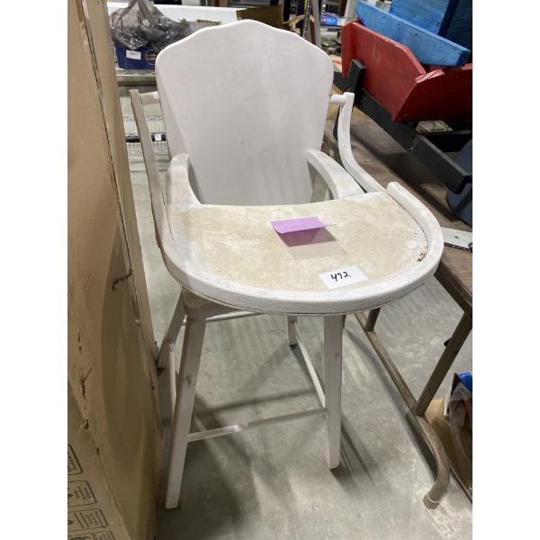 WOODEN HIGH CHAIR