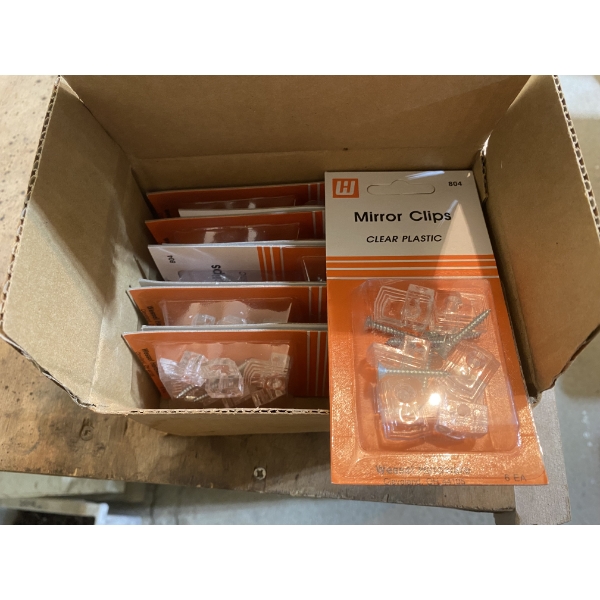 10 PLASTIC MIRROR CLIPS