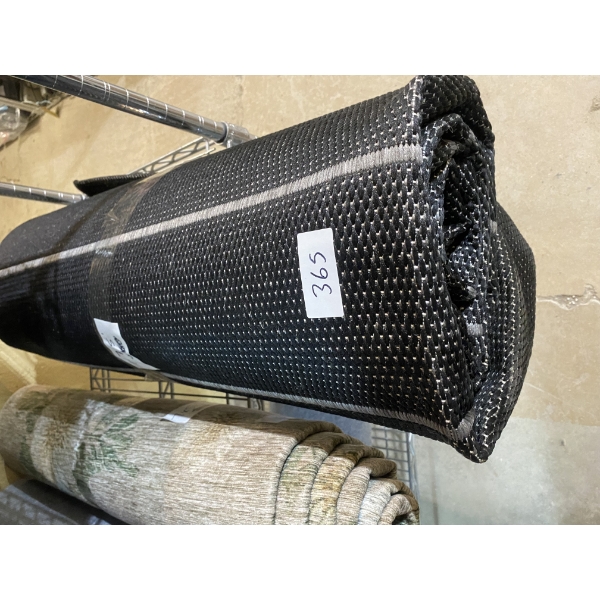 OUTDOOR AREA MAT - 7 X 7.5 FT