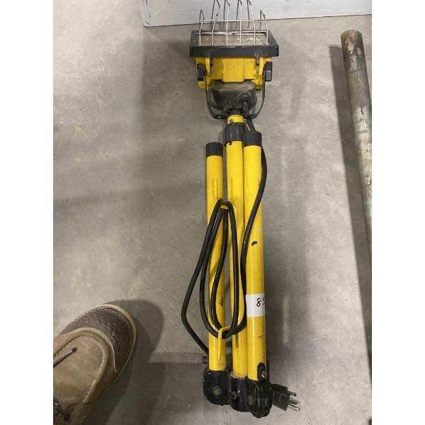 WORK LIGHT