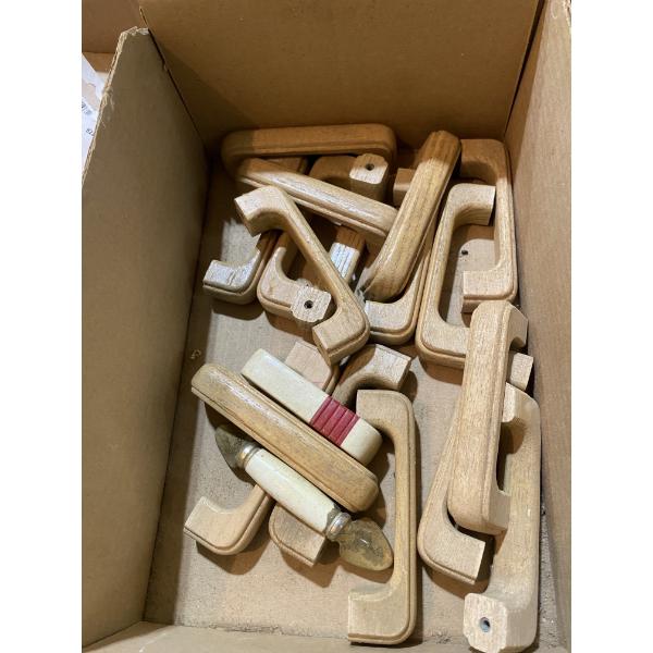 BOX OF WOODEN DRAWER HANDLES