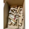 Image 1 : BOX OF WOODEN DRAWER HANDLES