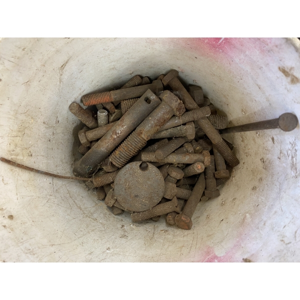 BUCKET OF ASSORTED SIZE BOLTS