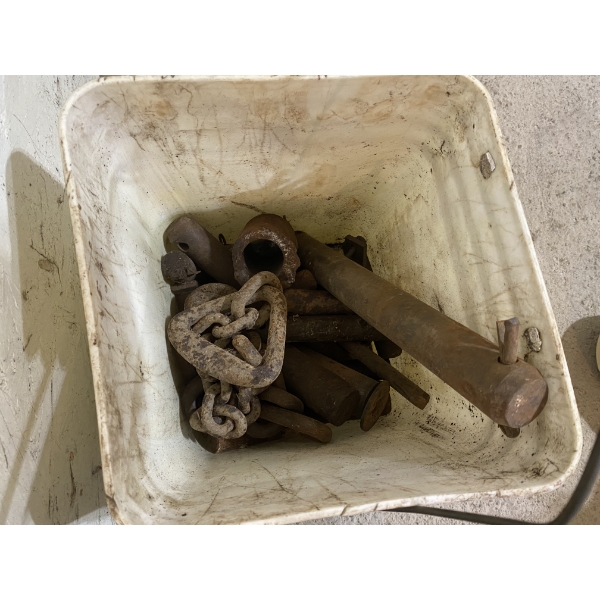 ASSORTED BOX OF PINS AND SOME CHAIN