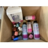 Image 1 : BOX OF NAIL POLISH AND THINER
