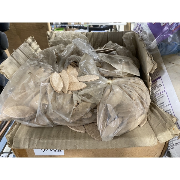 2 BOXES OF WOODEN SPLINES