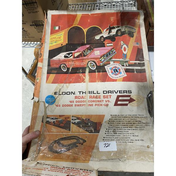 ANTIQUE CAR RACE TOY