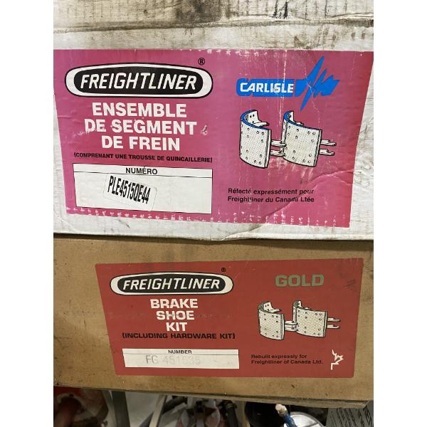 2 PAIRS OF BREAK SHOES FOR FREIGHTLINER TRUCK