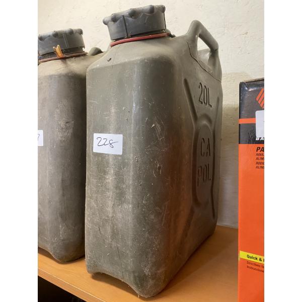 PLASTIC 20 L ARMY CAN