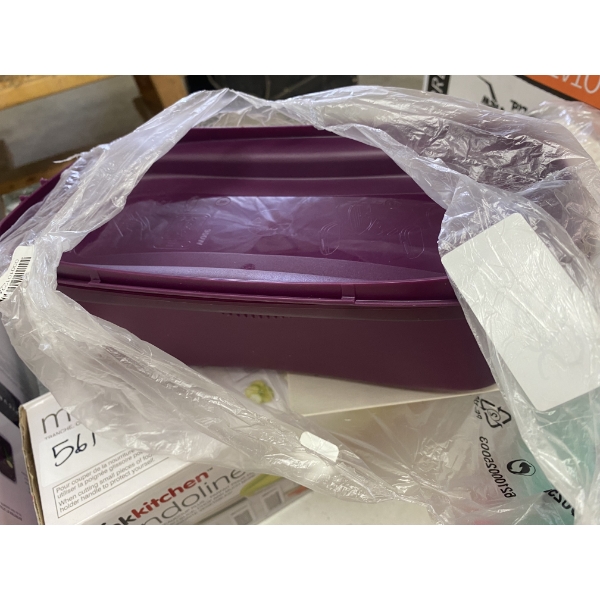 TUPPERWARE MICROWAVE PASTA MAKER