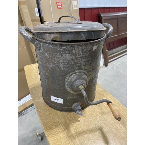 ANTIQUE BREAK MAKER WITH CRANK 