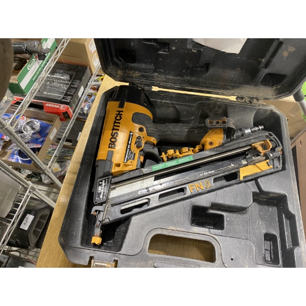 BOSTITCH AIR NAILER