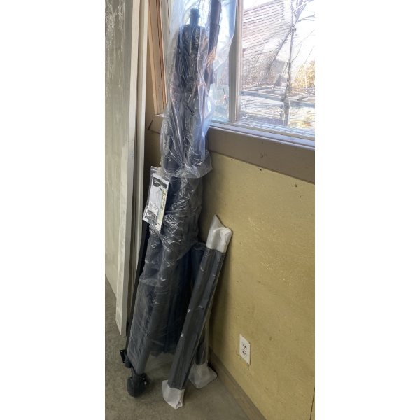 OUTSUNNY OFFSET PATIO UMBRELLA- COMPLETE 