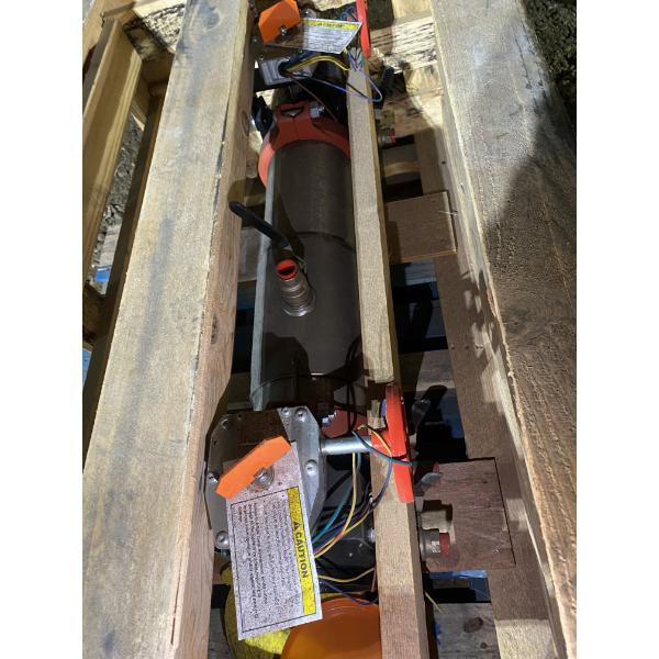 WATER SYSTEM PIPE WITH 2 MAIN SHUT-OFFS - 36 X 6 IN