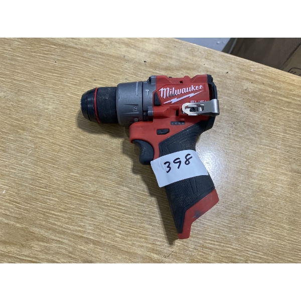 MILWAUKEE M12 FUEL 1/2 INCH DRILL
