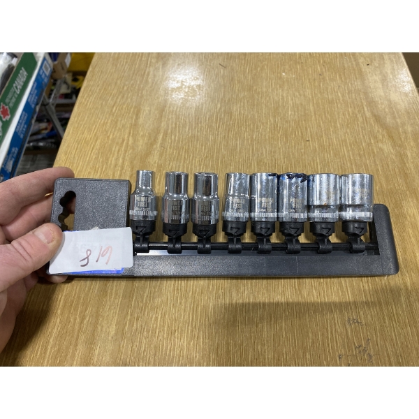 SMALL SOCKET TRAY SET