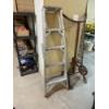 Image 1 : STEP LADDER 
