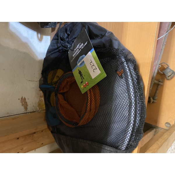 PORTABLE PLASTIC WASHER TOSS SET