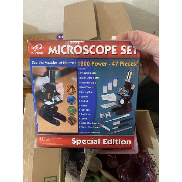 MICROSCOPE SET