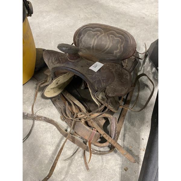 SADDLE