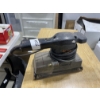 Image 1 : LARGE BLACK AND DECKER SANDER